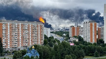 Moscou visé par la plus vaste attaque de drones ukrainiens depuis au moins deux ans, près de 200 engins abattus et une raffinerie touchée