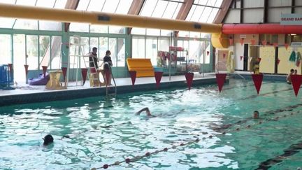 Ecoliers abrités dans une médiathèque, piscines gratuites, bac repoussé… Comment une ville comme Poitiers s&rsquo;organise face aux fortes chaleurs