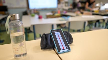 En raison de la canicule, 845 écoles et collèges ferment lundi, 1 800 autres aménageront leurs horaires