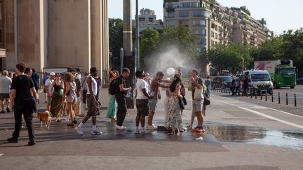 Alerte canicule : environ 68 000 foyers privés d&rsquo;électricité dans le Finistère après un incident sur un transformateur « lié aux fortes chaleurs »