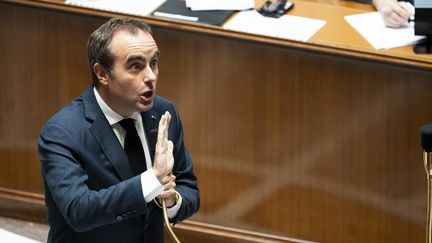 Si la canicule devait durer, Sébastien Lecornu envisage un été sans vacances pour ses ministres