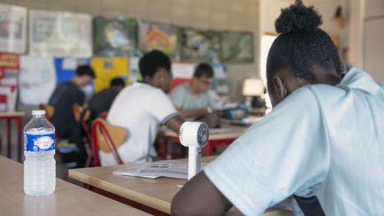 « On est largement en retard » : qu&rsquo;ont fait les différents gouvernements pour adapter la France aux fortes chaleurs depuis la canicule de 2003 ?