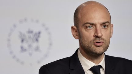 Le prochain président devra « rendre le pouvoir aux Français » pour être « crédible », juge Jean-Noël Barrot