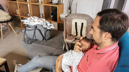 Premiers congés de naissance, hausse du prix du gaz, taxe sur les petits colis… Ce qui change au 1er juillet