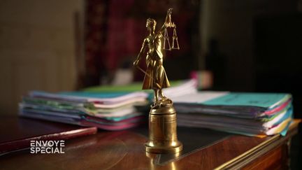 Sur l&rsquo;ensemble des peines de prison prononcées chaque année, 10 000 ne sont toujours pas exécutées cinq ans après
