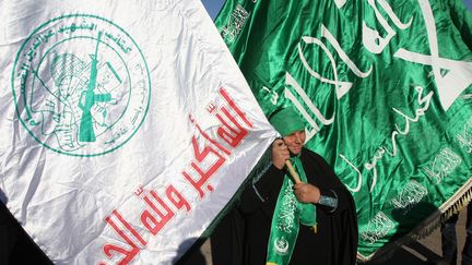 Le Hamas annonce la dissolution de ses instances dirigeantes à Gaza, ouvrant la voie à une administration du territoire palestinien par un comité technique