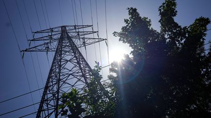 Face à la canicule, les salariés du gestionnaire du réseau électrique RTE exercent leur « droit d&rsquo;alerte » sur les infrastructures