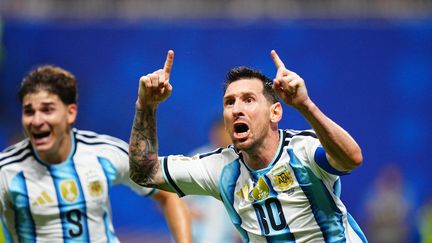 Bousculée et menée de deux buts, l’Argentine de Lionel Messi renverse l’Egypte pour se qualifier en quarts de finale de la Coupe du monde