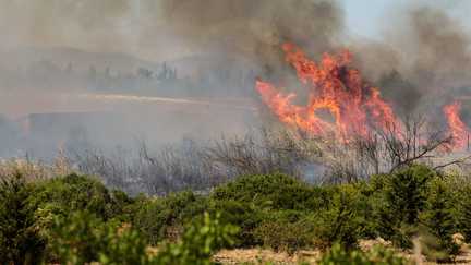 Un homme placé en garde à vue, soupçonné d’être à l’origine de l’incendie survenu près de Perpignan, dans les Pyrénées-Orientales