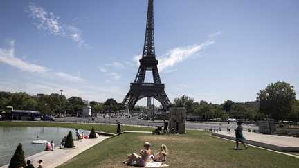 Feux d’artifice du 14-Juillet, bals des pompiers à Paris, festivals… On fait le point sur les perturbations provoquées par la canicule