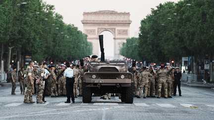 Dernier défilé d&rsquo;Emmanuel Macron, démonstrations militaires inédites, 7 000 policiers mobilisés… Ce qu&rsquo;il faut savoir sur l&rsquo;édition 2026 du défilé du 14-Juillet