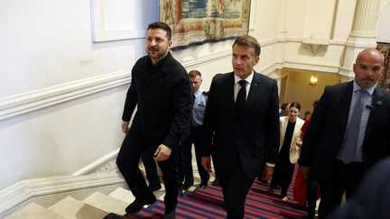 L&rsquo;Ukraine compte acquérir 16 avions Rafale et des batteries antiaériennes SAMP/T NG, annonce Emmanuel Macron