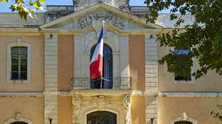 Le maire d&rsquo;Alès, menacé par la DZ Mafia, a été exfiltré de son domicile par le Raid cette nuit après des craintes sur la présence d&rsquo;une voiture piégée