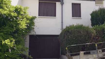 En Essonne, 12 enfants découverts entassés dans une voiture au sous-sol d&rsquo;une maison qui servait de crèche illégale
