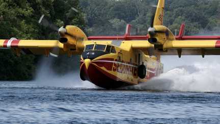 La France a-t-elle des moyens anti-incendie « supérieurs à ses voisins » ?