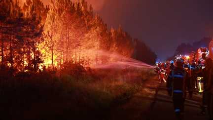 Le dévouement des pompiers face aux incendies vous donne envie de vous engager ? Racontez-nous