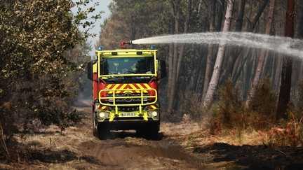 Incendie en Gironde : le feu « est contenu dans son périmètre », rapporte la préfecture