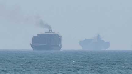 L’Iran affirme avoir frappé deux pétroliers sous « escorte aérienne » américaine dans le détroit d’Ormuz
