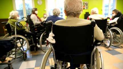 « Tout ce qui peut être plus transparent est forcément une bonne nouvelle », se félicite une association après un nouveau décret sur l&rsquo;encadrement des Ehpad