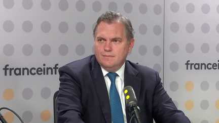 Week-end de chassé-croisé sur les routes : le ministre des Transports appelle les voyageurs à la « vigilance » pour éviter tout départ de feu