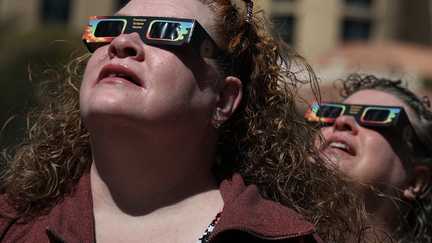 Horaires, protection, pourcentage d’obscurité… Quatre questions pour y voir clair lors de l’éclipse solaire du 12 août