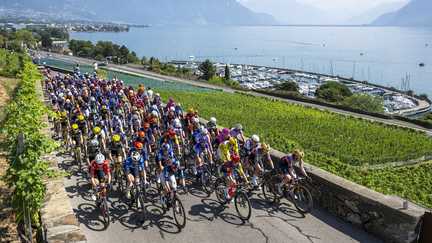 « C&rsquo;est intense, mais c&rsquo;est ça qui est beau » : la canicule et le parcours exigeant mettent déjà les coureuses du Tour de France à rude épreuve