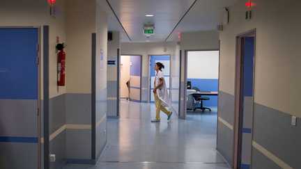 Le ministère de la Santé annonce l&rsquo;ouverture de 10 260 postes d&rsquo;internes pour la promotion 2026, en hausse de 15%