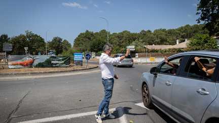 « On a toujours une façon de gérer notre Etat qui reste centralisée », déplore le maire d&rsquo;Arès, après l&rsquo;incendie en Gironde