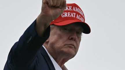 Donald Trump menace de bombarder Oman si le sultanat entrave un accord sur le détroit d’Ormuz