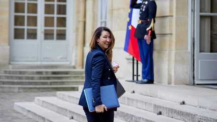 La ministre déléguée à la Formation professionnelle appelle les entreprises à embaucher des apprentis