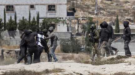 Des journalistes de l&rsquo;AFP agressés par des colons israéliens près de Bethléem en Cisjordanie occupée