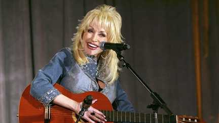 « I Will Always Love You », « Jolene », « The Bargain Store »… Cinq chansons qui donnent le ton de la carrière de légende de Dolly Parton