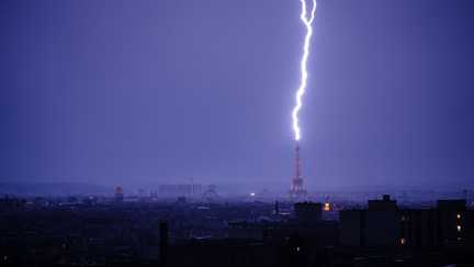 Vent, pluie, grêle, foudre… Quels sont les effets du réchauffement climatique sur les orages ?