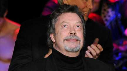 Tim Curry, acteur culte connu pour ses rôles dans « The Rocky Horror Picture Show » et la série « Ça », est mort à l&rsquo;âge de 80 ans