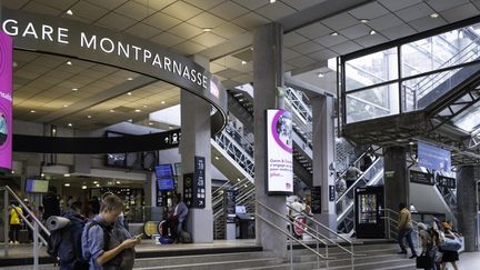 Le trafic est interrompu à la gare Paris-Montparnasse au moins jusqu&rsquo;en début d&rsquo;après-midi, jeudi, en raison d&rsquo;une panne de signalisation annonce la SNCF