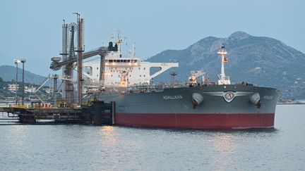 Guerre en Iran : le secteur pétrolier bénéficie-t-il de la crise qui se prolonge dans le détroit d&rsquo;Ormuz ?
