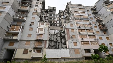 « Partez, je vous en prie ! » : les autorités ukrainiennes appellent les habitants de Kherson à quitter la ville face aux frappes russes