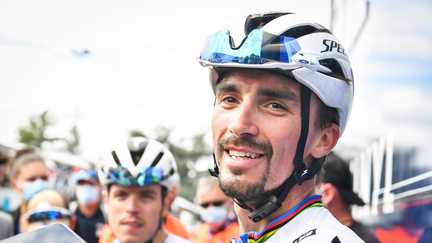 Julian Alaphilippe « avait une place tellement à part dans le cyclisme français », salue le président de la Fédération française de cyclisme après l&rsquo;annonce de sa retraite