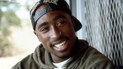 Un ancien membre d&rsquo;un gang de Los Angeles reconnu coupable du meurtre de la légende du rap Tupac Shakur, trente ans après sa mort