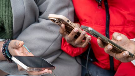 Rentrée des classes : plus de 11 millions d’élèves de retour dans leurs établissements… sans téléphone portable