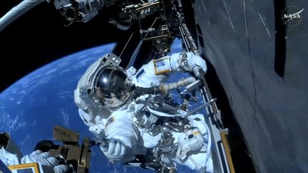 Troisième sortie dans l&rsquo;espace de Sophie Adenot : suivez la nouvelle mission menée par l&rsquo;astronaute hors de l&rsquo;ISS à partir de 14h30