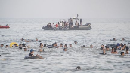 L&rsquo;Espagne écarte une action directe marocaine dans la crise migratoire à Ceuta, mais dénonce une désinformation liée à Israël et la Russie