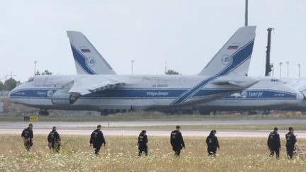 Drone explosif à l’aéroport de Leipzig : l’UE évoque un acte de « terrorisme soutenu par un Etat », la France convoque le chargé d’affaires russe à Paris