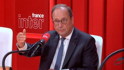 « Il n&rsquo;y aura qu&rsquo;une seule candidature de la gauche sociale-démocrate » à la présidentielle 2027, assure François Hollande