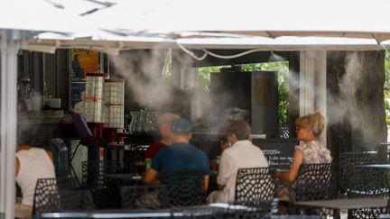 Six départements du Sud toujours en vigilance orange « canicule », des températures « encore jamais atteintes en septembre » ont été « très fréquemment enregistrées »