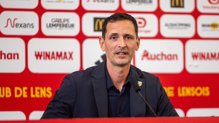 Ligue 1 : Lens se sépare « d’un commun accord » de son entraîneur Dino Toppmöller, premier entraîneur à perdre sa place sur le banc en Ligue 1