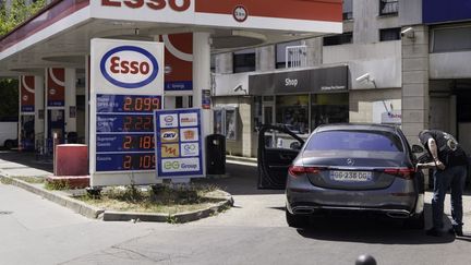 « L&rsquo;équilibre entre l&rsquo;offre et la demande de pétrole se tend encore » : comment expliquer la nouvelle flambée des prix des carburants depuis la fin de l&rsquo;été ?