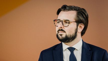 Cinq candidats participeront à la primaire à gauche pour la présidentielle, le député Philippe Brun exclu après des accusations de violences