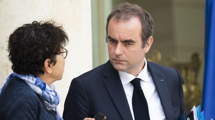 Hausse des prix du carburant : le gouvernement va prolonger jusqu&rsquo;au 31 décembre ses aides à certaines catégories professionnelles