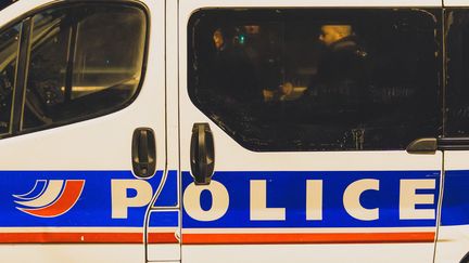 Un policier mis en examen dans les Yvelines, soupçonné de préparer « un acte de terrorisme »